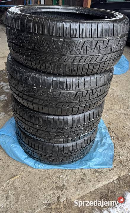 Sprzedam komplet opon zimowych PowerTrac Samochodowe Piączyn sprzedam