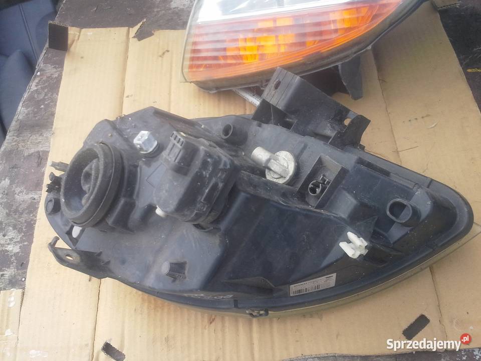 RENAULT KANGOO 2003 lampa przód reflektor zachodniopomorskie Dębno