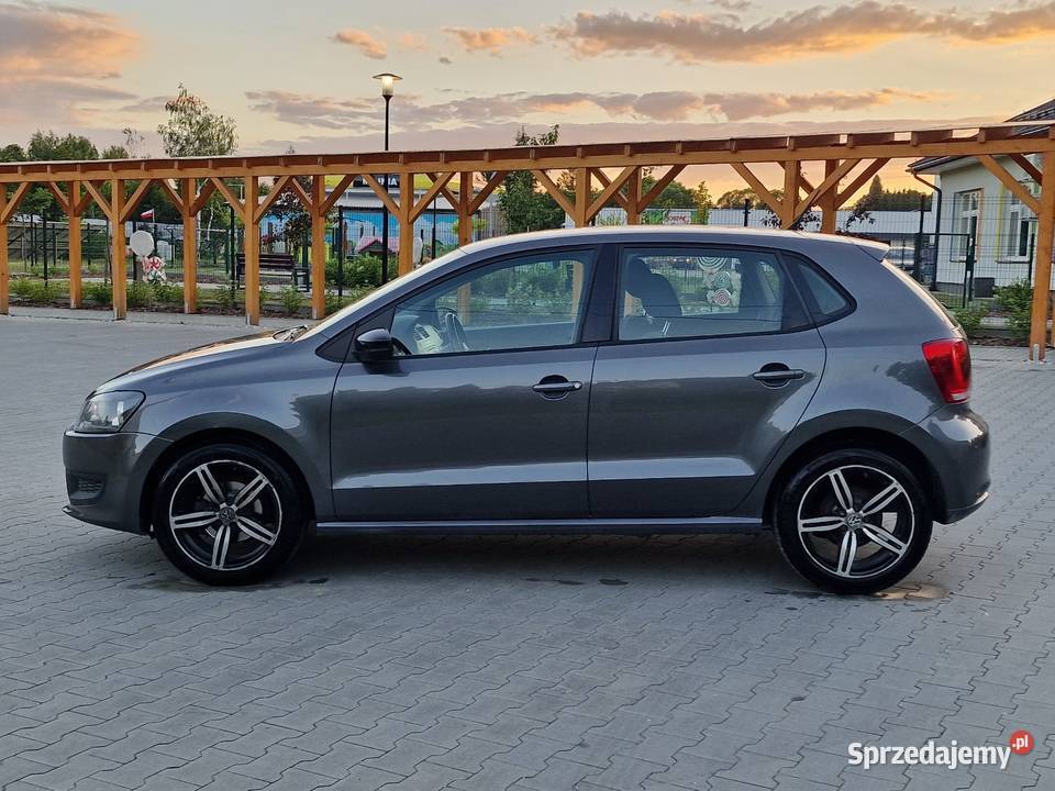 VW Polo V 6R 16 TDI Klimatronic Alufelgi welurowa tapicerka Ryglice