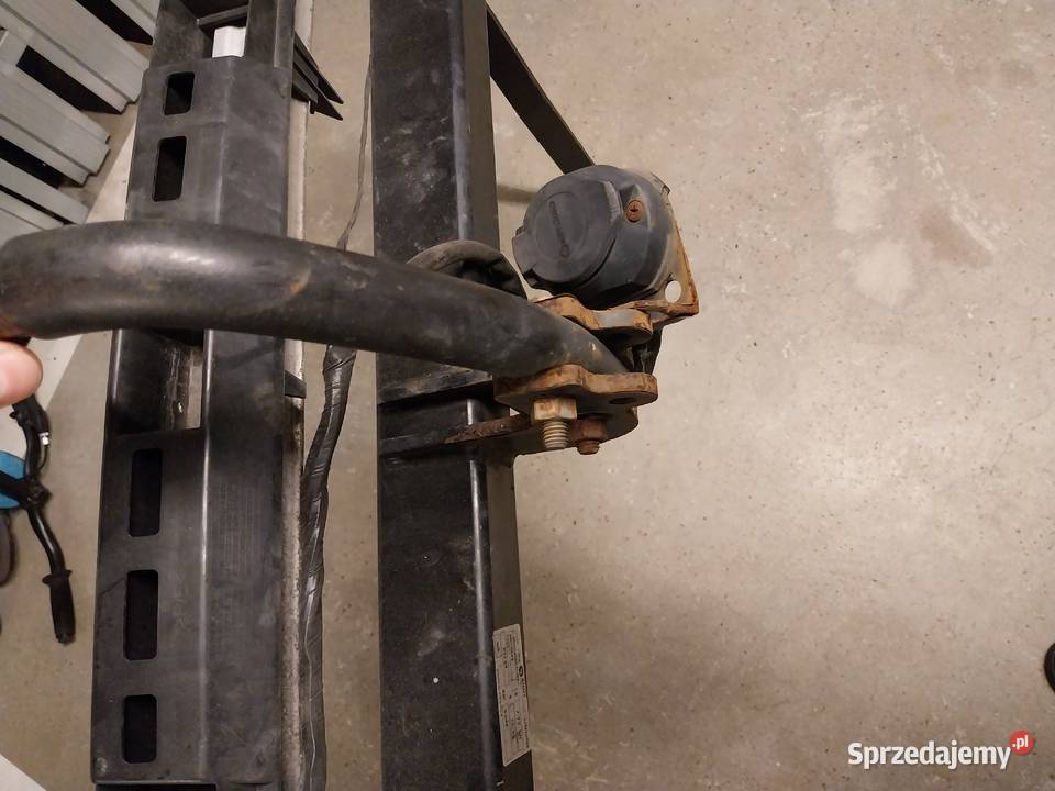 Hak holowniczy renault megane 3 kombi