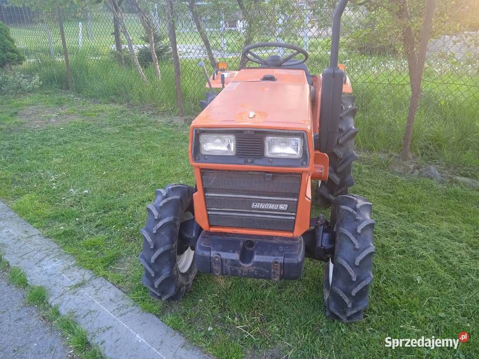 Traktor 4x4 hinomoto e1804 3cylindrowy Sękowa