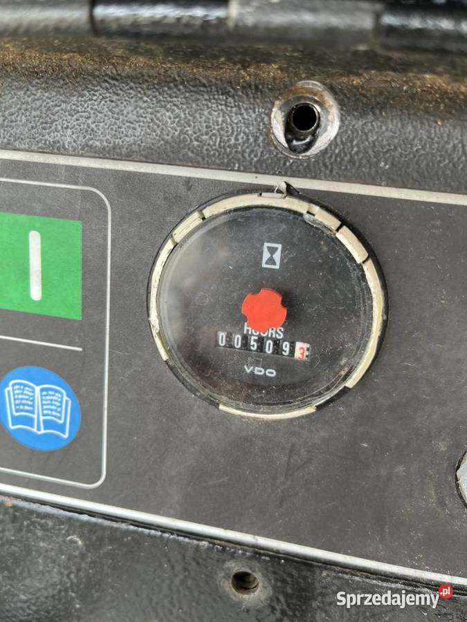 Kompresor sprężarka śrubowa Doosan 726 Ingersoll pełny VAT Nowy Sącz sprzedam