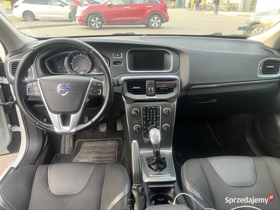 Volvo v40 16 d2 Momentum możliwa zamiana ABS Warszawa