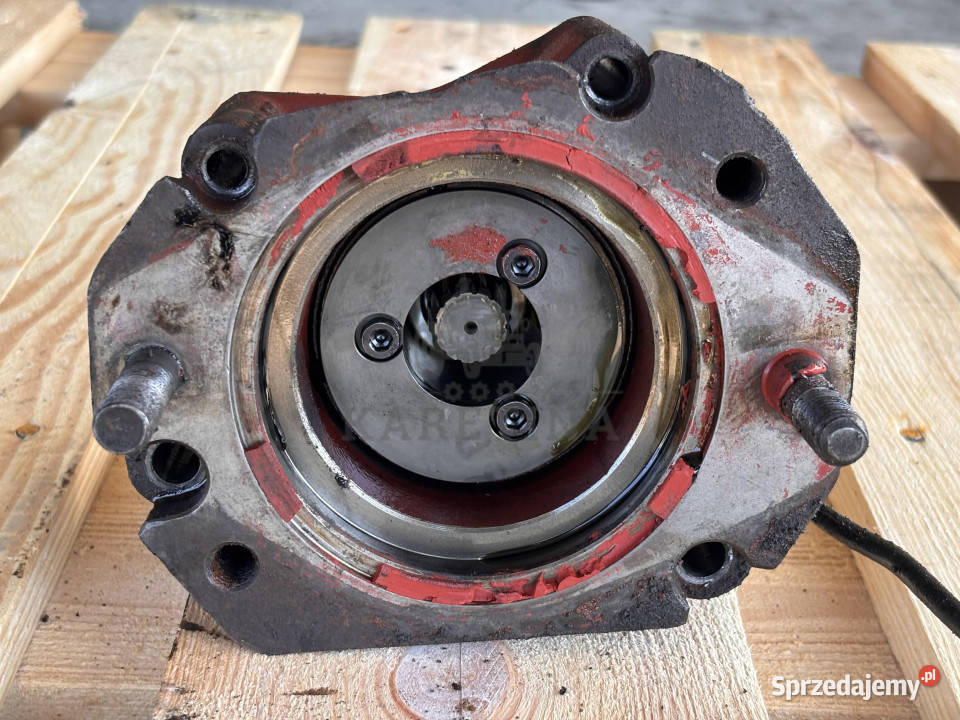 Deutz TCD 2013 L06 4V TCD2013L064V Pompa Pozostałe Jastrzębniki