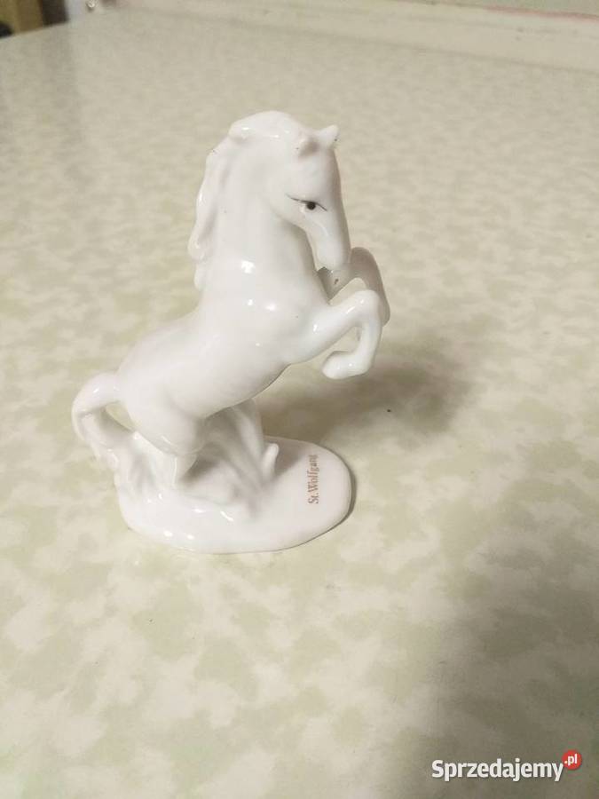porcelanowa figurka konia koń porcelanowy st. Wolfgang