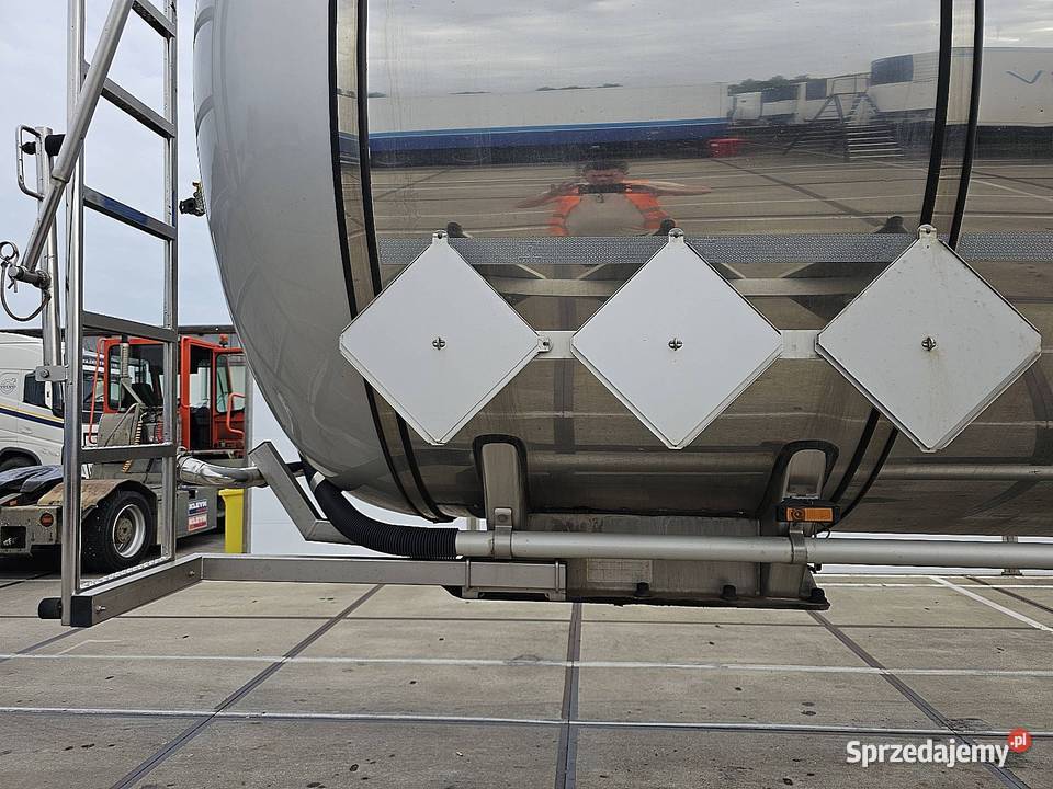 Feldbinder TSA 30BITUMEN cysterna 2019