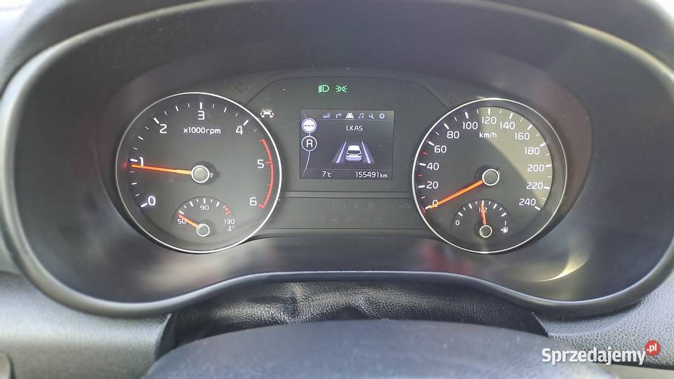 KIA SPORTAGE 17 CRDI 140 2018r AUTOMAT Możliwy automatyczna Sportage Motoryzacja pomorskie