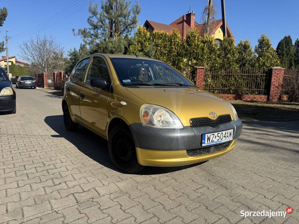Sprzedam Toyotę yaris 10 benzyna klimatyzacja Płock