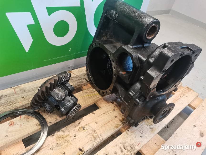 Massey Ferguson 8947 Wkład mostu Spicer 14X32 Pozostałe Wilkowo sprzedam