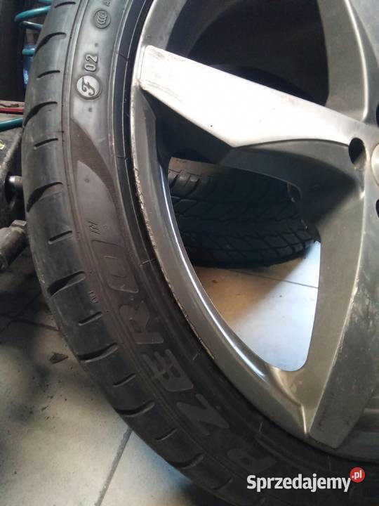 24535 R20 95Y Pirelli P Zero PZ4 F2 Sieniawka