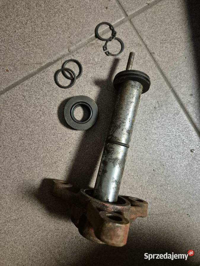 Oprawa trójramienna z łożyskiem uszczelniacze