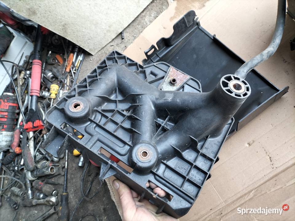 VW POLO MK4 9N PODSTAWA OBUDOWA OSŁONA Kamień-Kolonia sprzedam