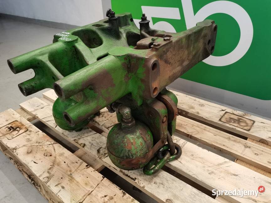 Wspornik osi L116018 John Deere 6810 Wilkowo