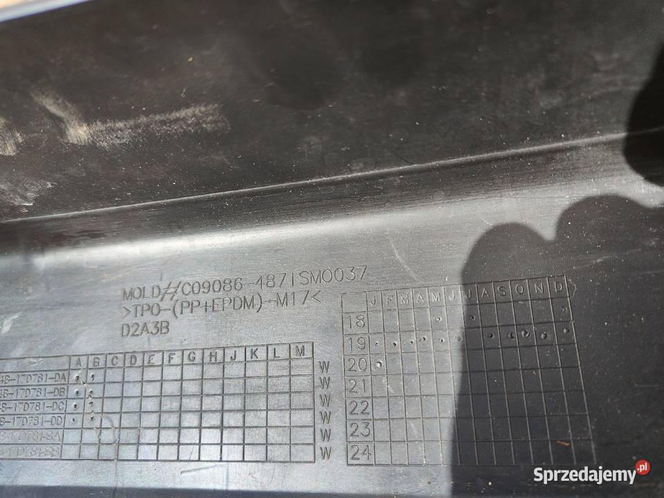 Zderzak tylni Ford Kuga 1922 cześć D2A3B Zderzaki Motoryzacja wielkopolskie Jutrosin