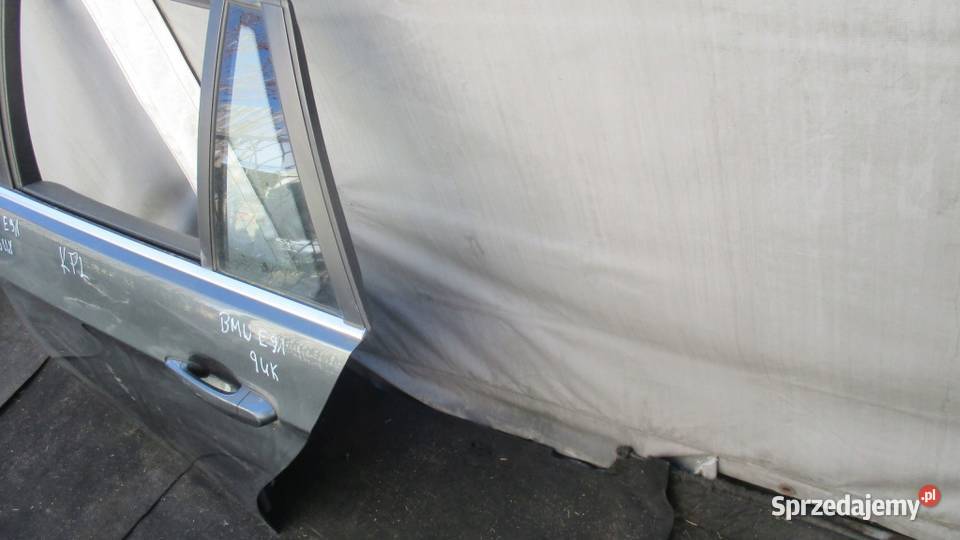 BMW E91 E90 LIFT 11r KOMBI drzwi lewe tył Motoryzacja