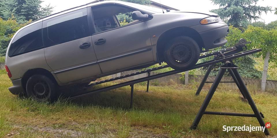 Najazd samochodowy 4 m z wciągarka Warszawa