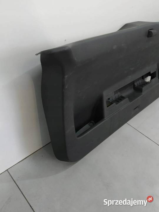 TAPICERKA BOCZEK OSŁONA KLAPY TYŁ 2G 2GM867601 osobowe