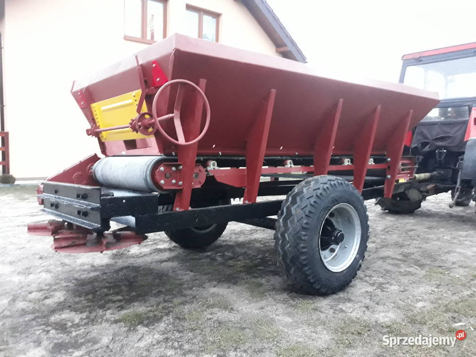 Rozsiewacz wapna rcw 3 Piast piaskarka nieuszkodzony Słupca