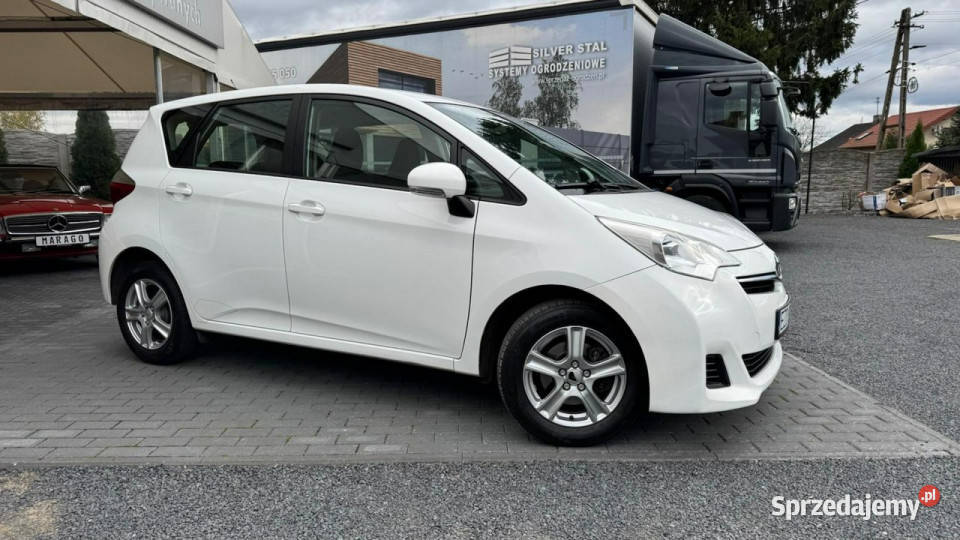 Toyota Verso S 13 Benzyna 100 6 Biegów immobilizer łódzkie Zduńska Wola