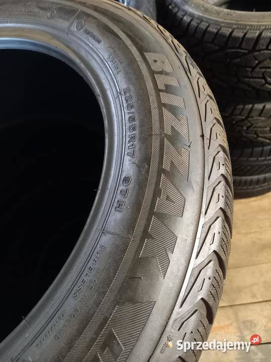 2x Opona UŻYWANA ZIMOWA 22555R17 BRIDGESTONE 119 Zaścianki sprzedam