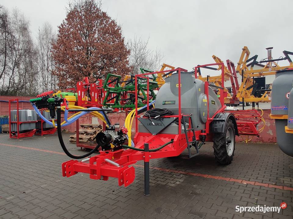Opryskiwacz 1500 litrów na kołach przyczepiany Opryskiwacze