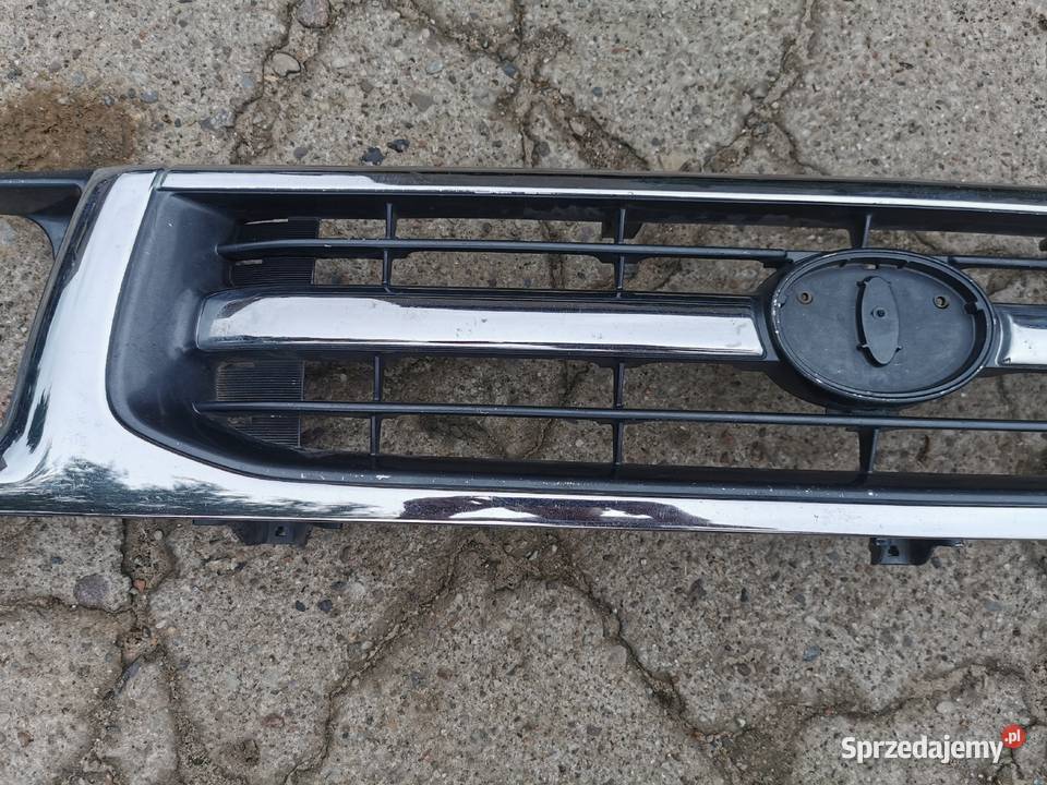 Grill atrapa toyota hilux wielkopolskie Międzychód