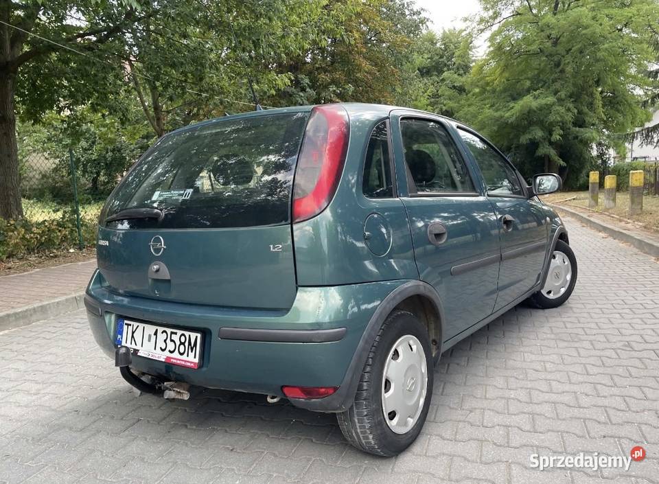 Opel CorsaC 12 75 2003 HAK