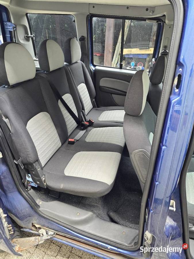 Fiat Doblo benzyna 14 MPI 8V 2007 wersja 7 niebieski Kęty