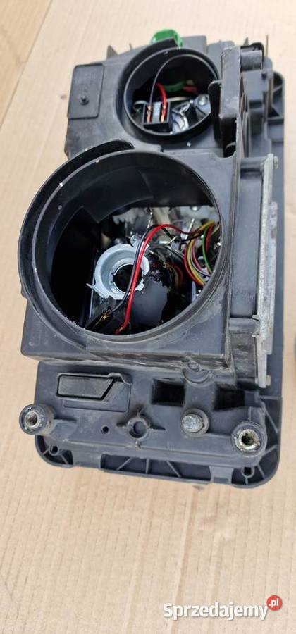 STRALIS EUROCARGO REFLEKTOR LED LEWY LAMPA LEWA lubuskie