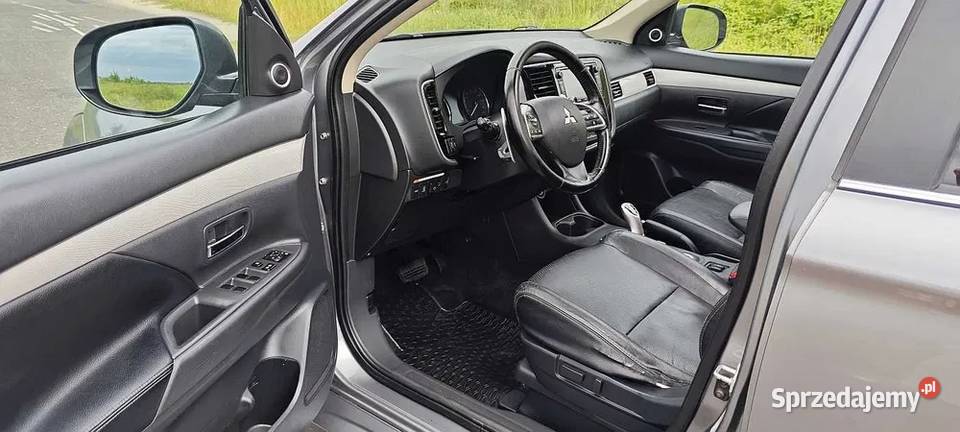 Mitsubishi Outlander 20 PHEV LPG Instyle Navi Rok produkcji 2013 Stryków sprzedam