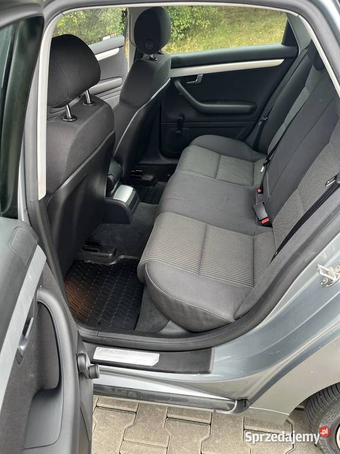 Sprzedam Audi A4b7 18t książka serwisowa manualna Łochów