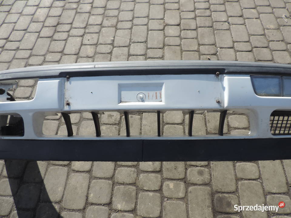 Zderzak Przód Volkswagen Golf 3 LB9A Rok produkcji 1996
