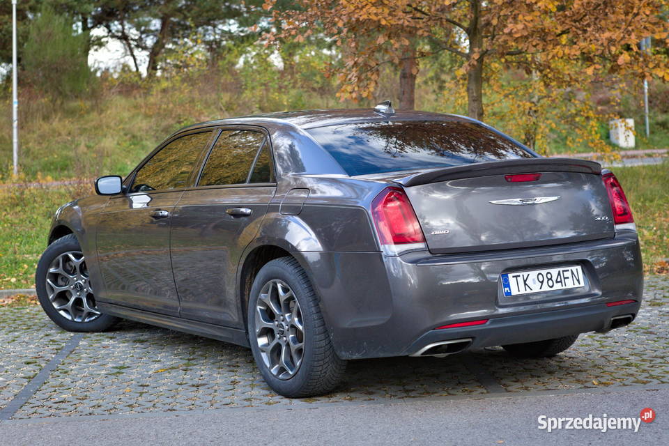 Chrysler 300s 4x4 304 Rok produkcji 2017 Kielce sprzedam