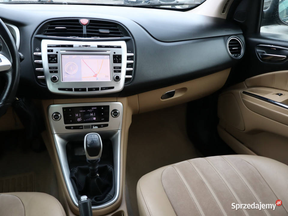 Lancia Delta 16 JTD ASR (kontrola trakcji) Bielany Wrocławskie