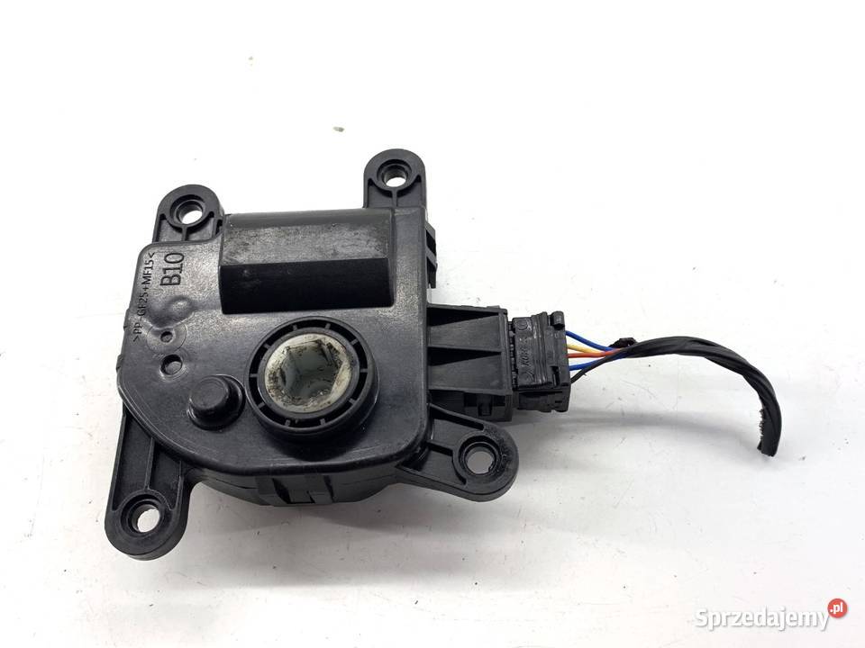 SILNIK NAGRZEWNICY HYUNDAI H400730881 KONA Silniki