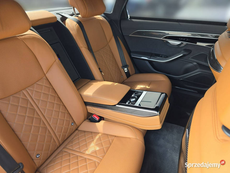 Audi A8 Toruń