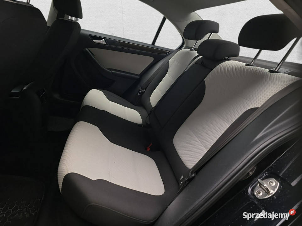 Volkswagen Jetta Poleasingowe A6 2010 dolnośląskie Komorniki