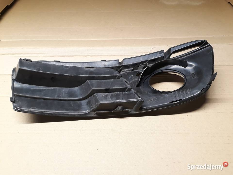 AUDI Q5 8R0 LIFT KRATKA LEWA ZDERZAKA PRZÓD listwy na zderzak Międzychód