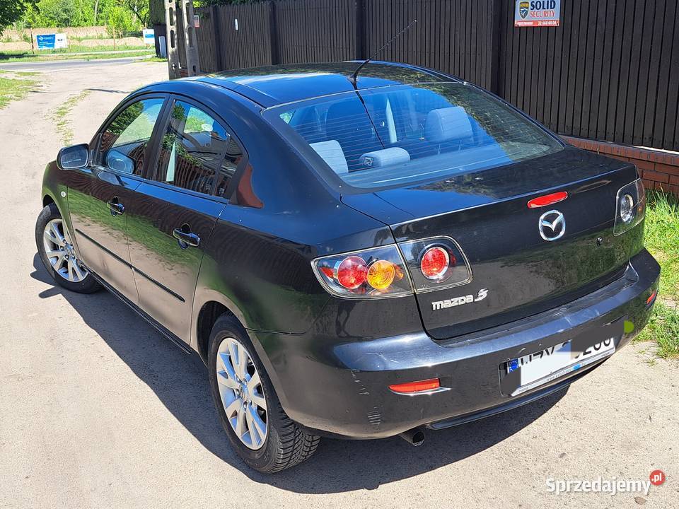 Sprzedam ładną Mazde 3 16 benzyna 2005r 140 1600cm3