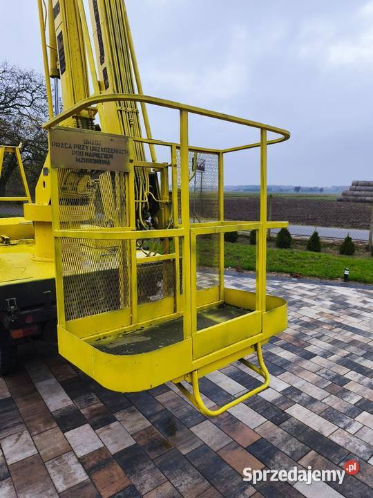 Podnośnik koszowy zwyżka Bumar P100 wózek WNA Dźwigi, podnośniki sprzedam