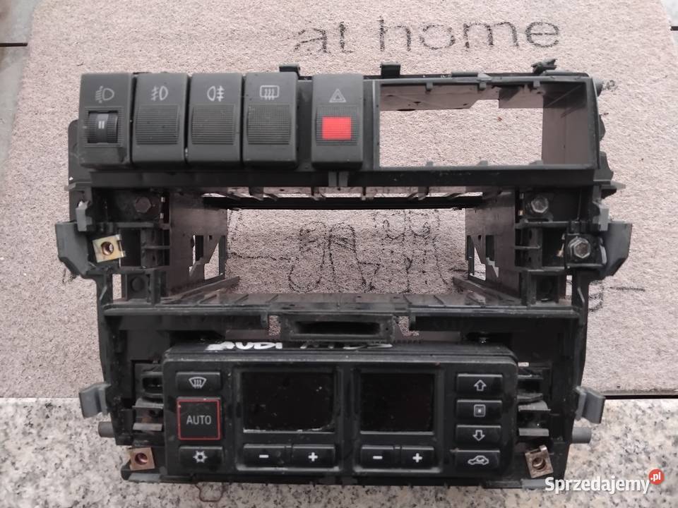 Panel klimy przyciski Audi A4 B5 Rok produkcji 1997