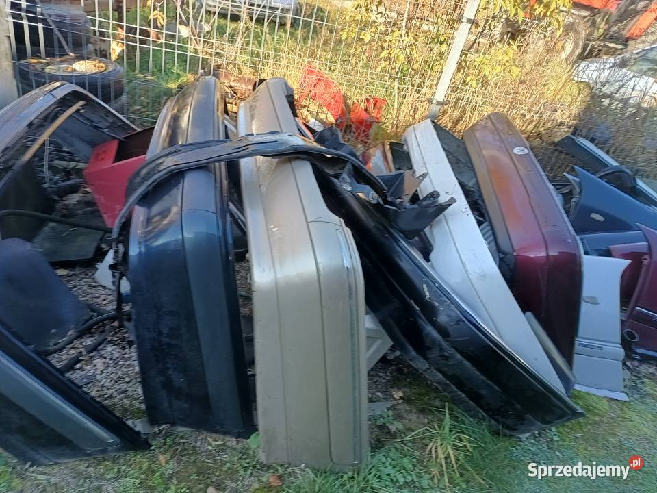 Zderzak przedni Mercedes W210 e klasa ładny Wołoskowola