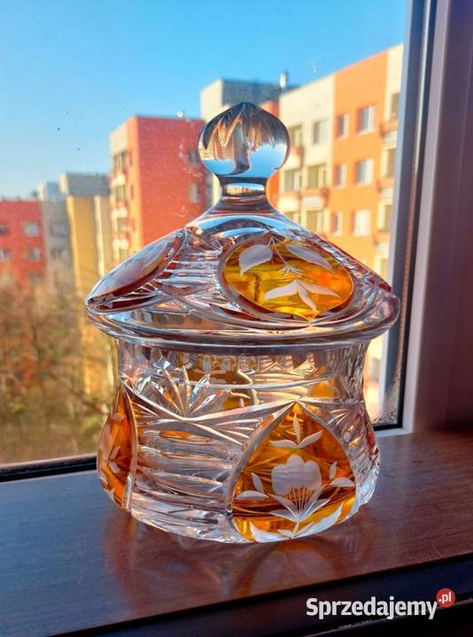 Piękna duża bomboniera kryształowa PRL