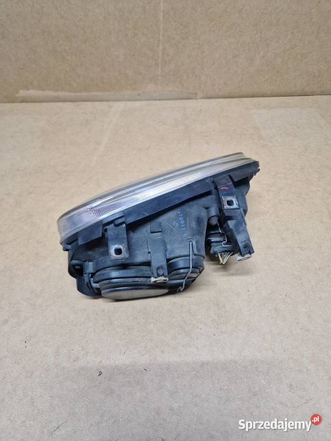 Golf IV golf 4 lampa lewy przód Złotoryja