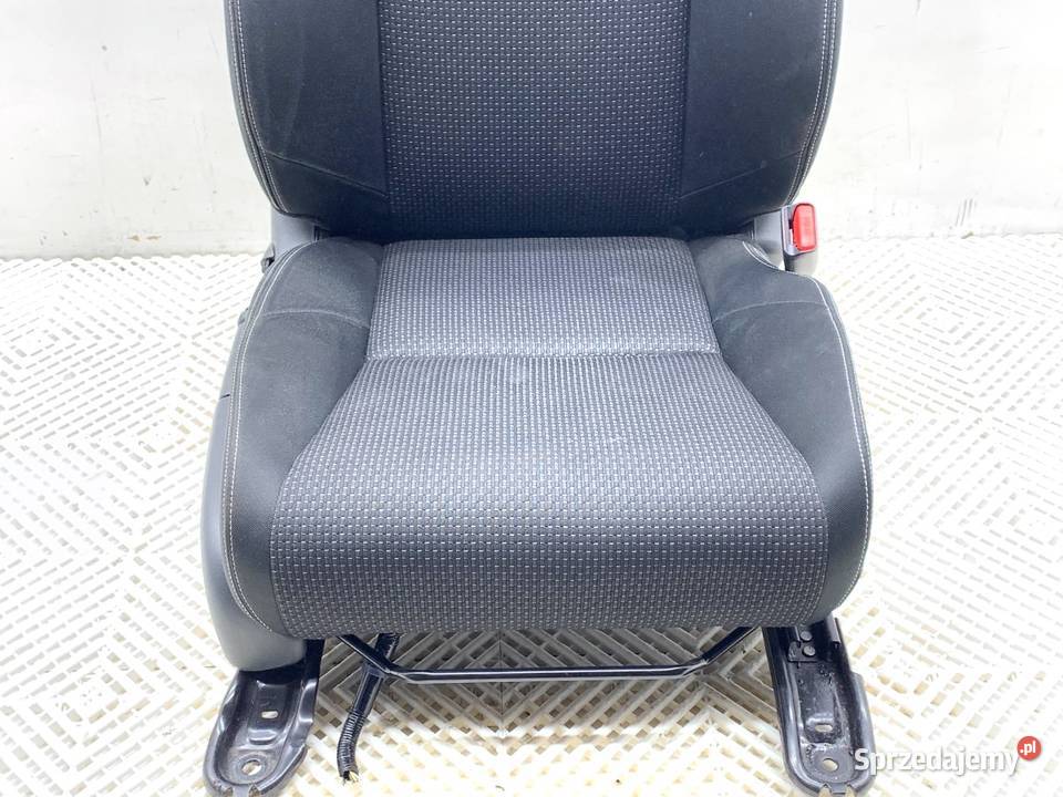 FOTEL PRAWY PRZÓD HONDA CIVIC IX Hatchback osobowe