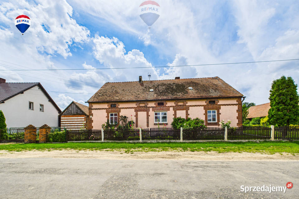 Dom z zabudowaniami duża działka i wiejski