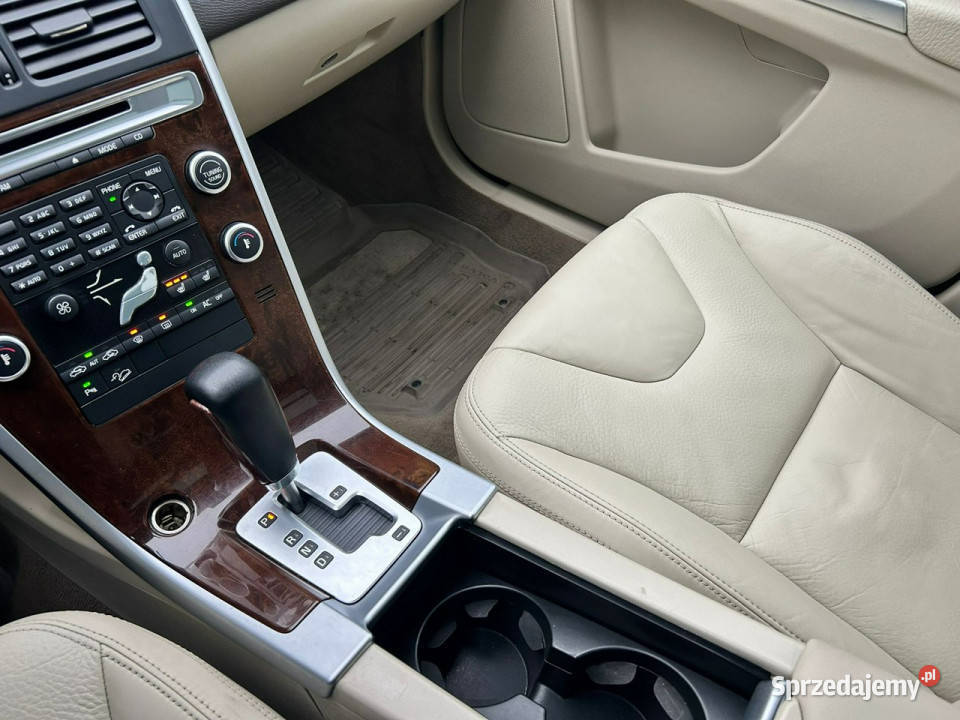 Volvo XC 60 Volvo XC60 D5 Krajowy AWD Automat czujnik deszczu Szczecin