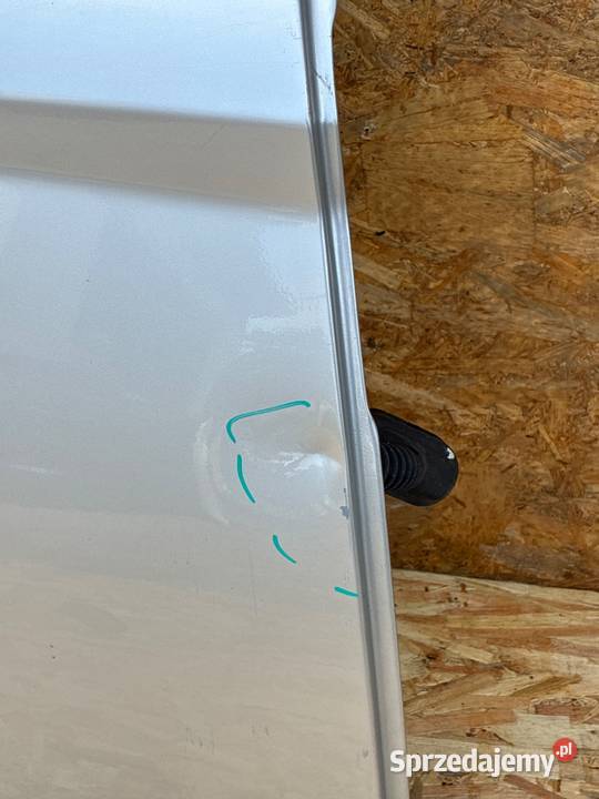 Ford Fiesta Mk7 kod lak 69 DRZWI TYL PRAWY osobowe Słowikowo