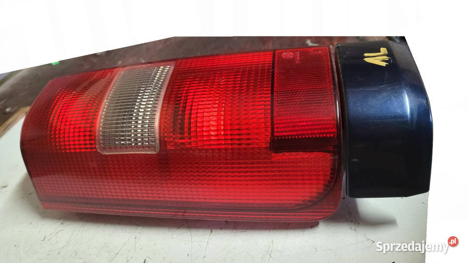 LAMPA TYLNA LEWA DOLNA VOLVO 850 KOMBI