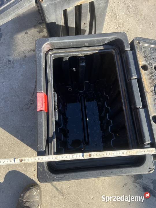 Skrzynki samochodowe narzędziowe